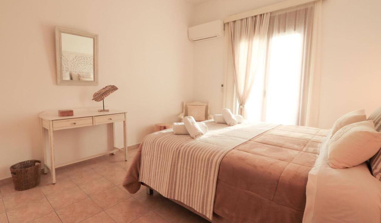 Comfortable Apartment With Garden - Casa Con Vista Havania Bagian luar foto